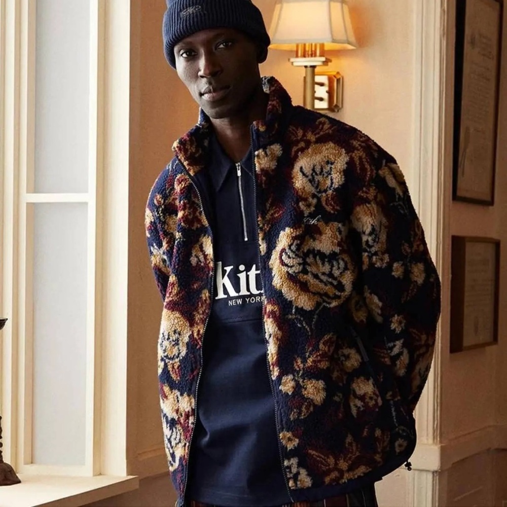 Kith Pinehurst Sherpa Navy and Cream Floral Teddy Jacket, new without tags - Picture 2 of 6